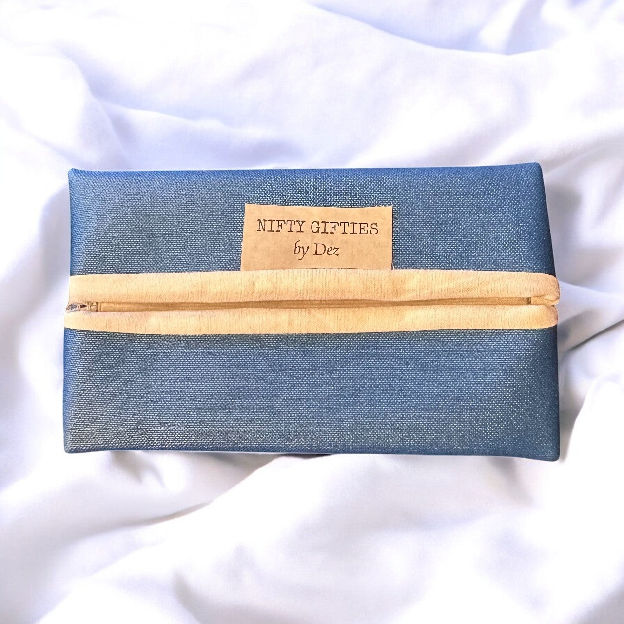 Vinyl Tissue Holder
